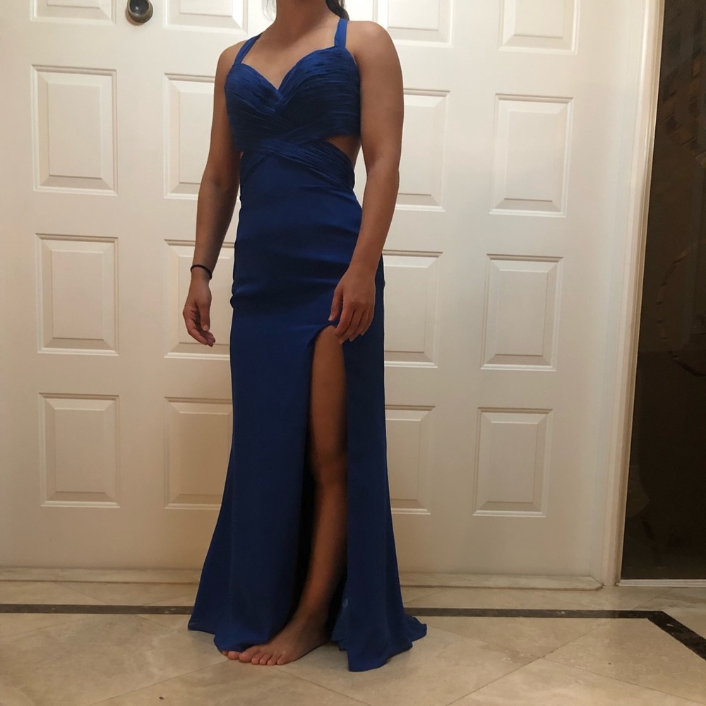 Gown dress